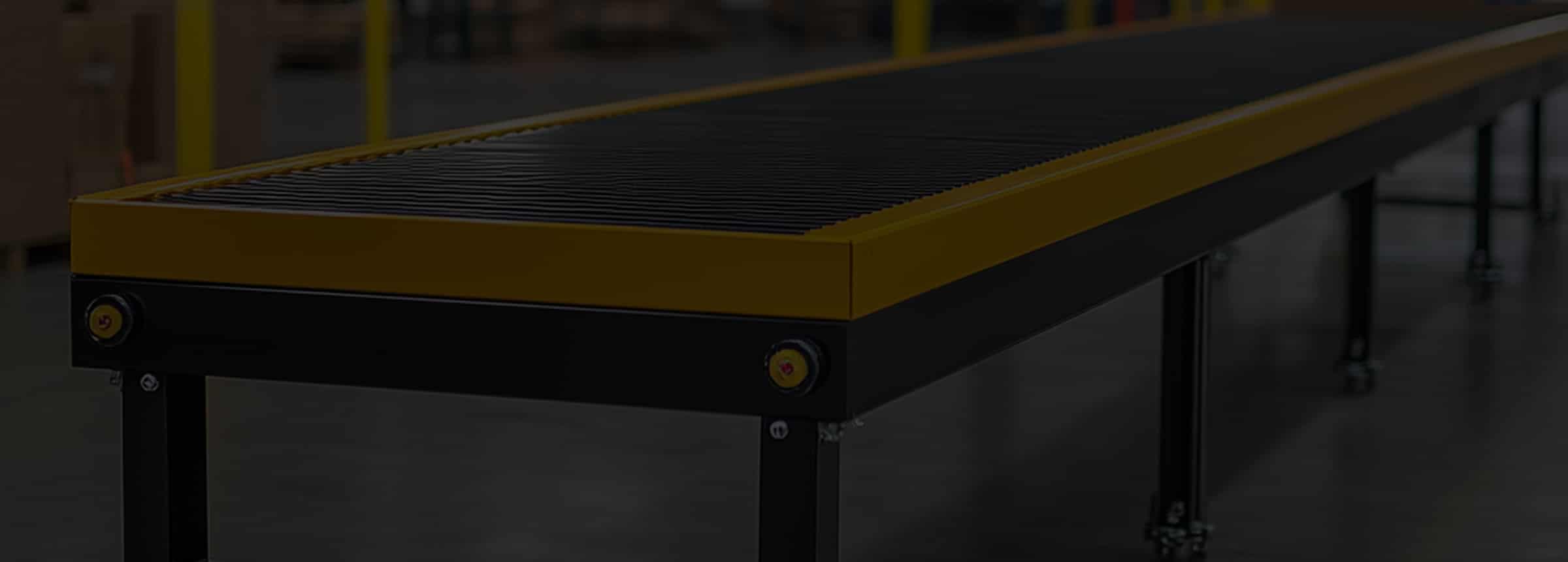 Gravity roller conveyor